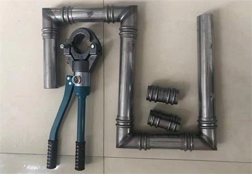 大兴承台冷却管